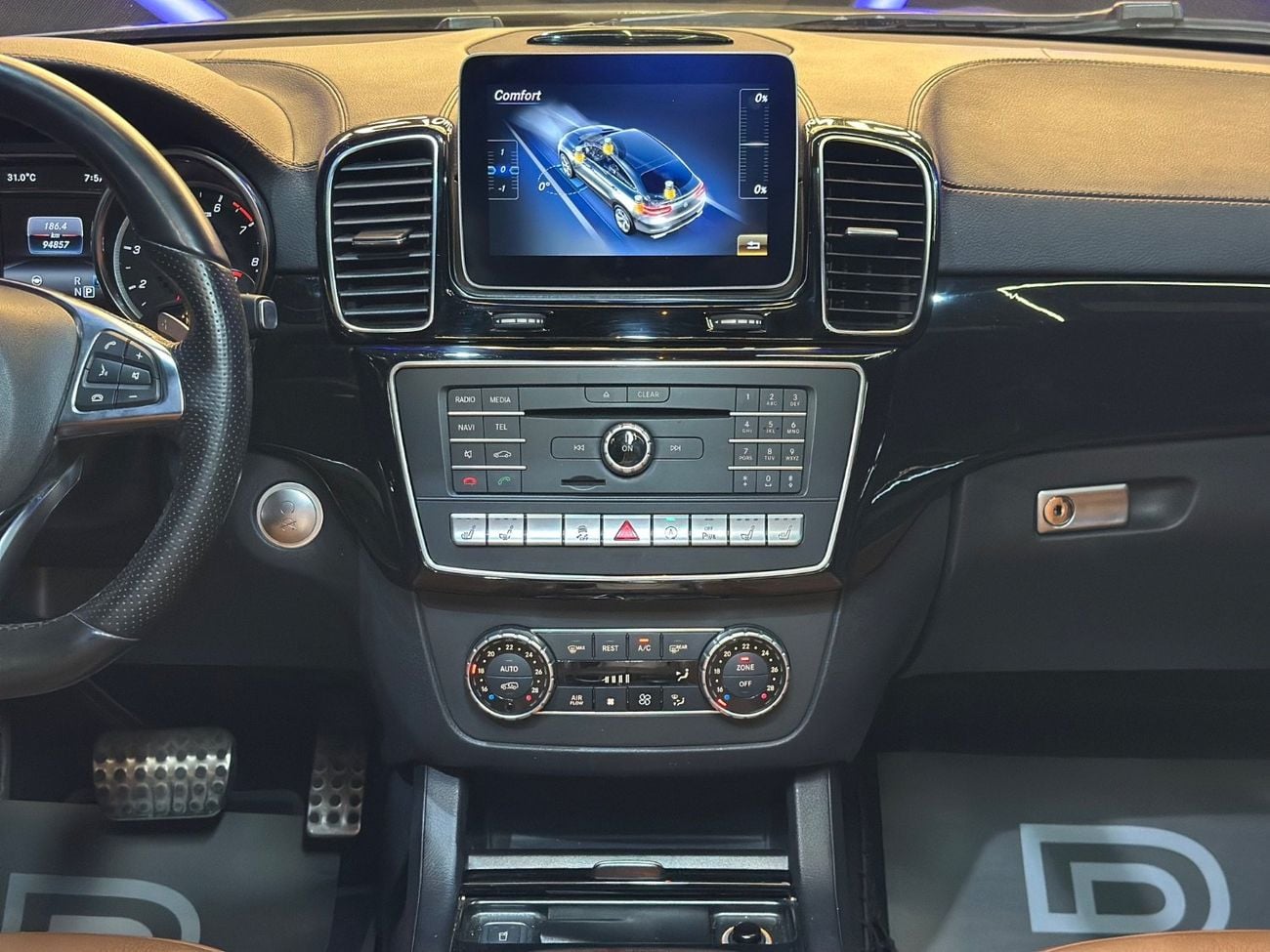 مرسيدس بنز GLE 43 AMG MERCEDES-BENZ GLE 43 AMG | GCC | 2019 | FULL OPTIONS LIKE NEW