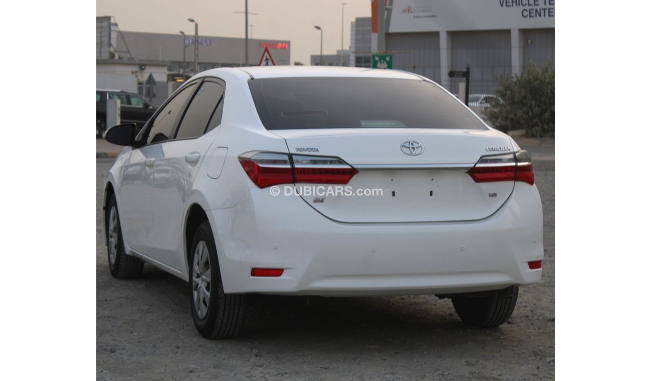 Toyota Corolla SE TOYOTA COROLLA 2019 WHITE 1.6 GCC EXCELLENT CONDITION WITHOUT ACCIDENT