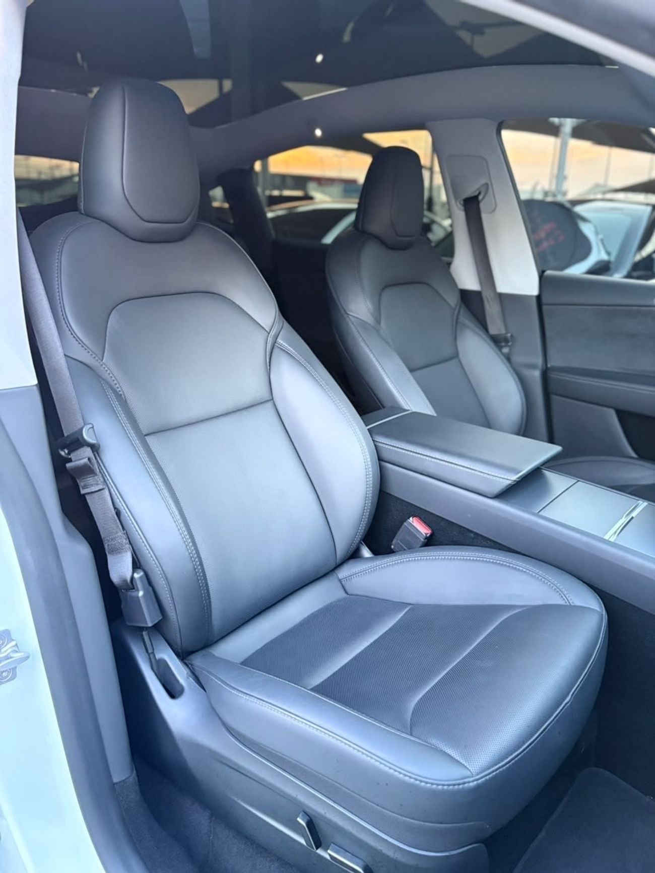 Tesla Model Y LONG RANGE