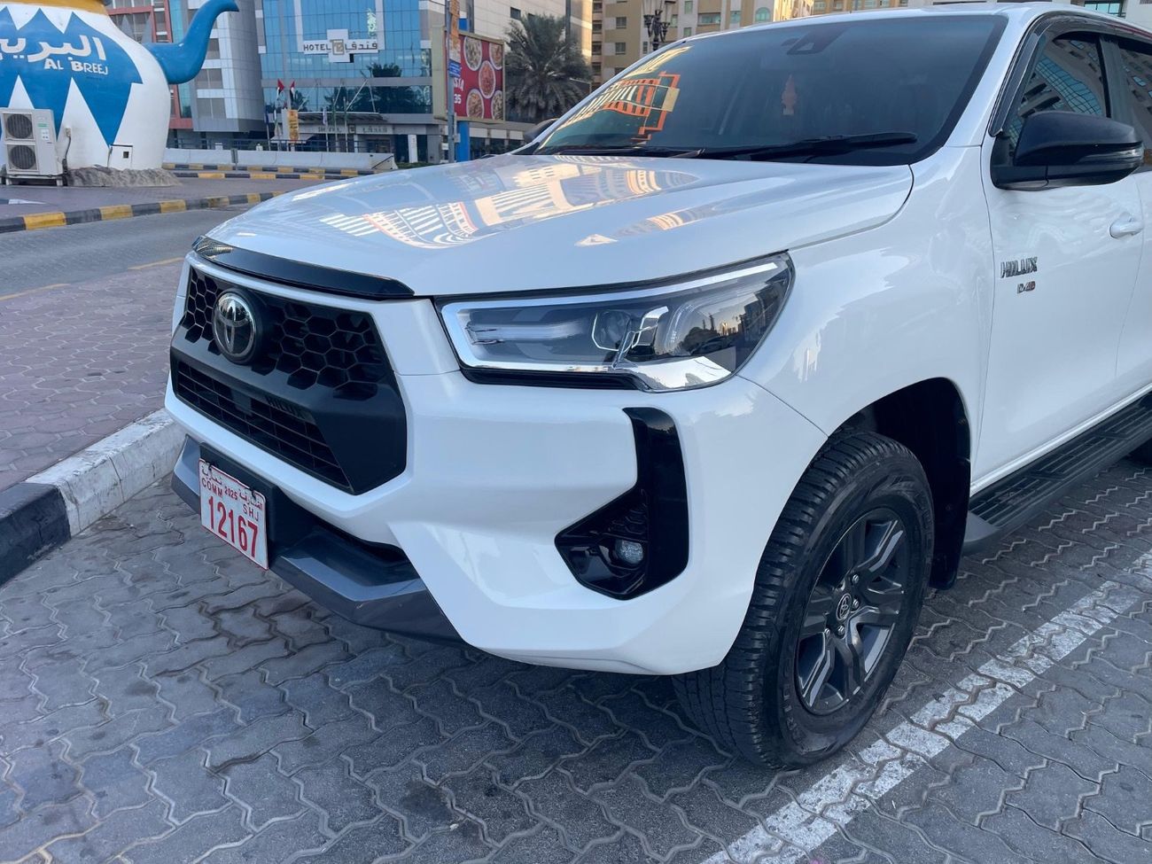 Toyota Hilux SR5 full option 4x4 top of the range export from Australia right hand drive