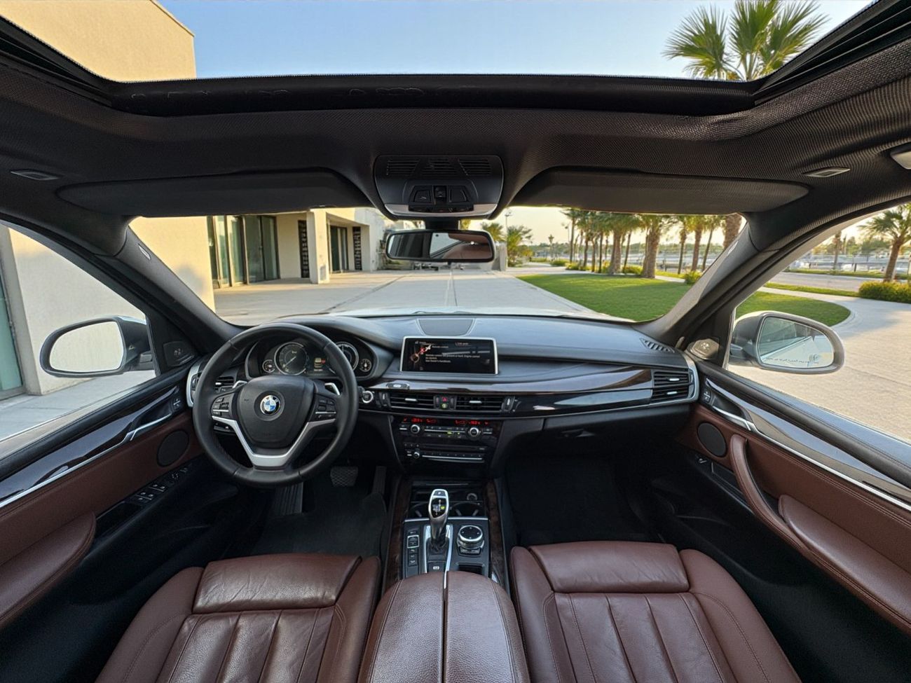 BMW X5 50i Exclusive 4.4L (5 Seater) | 2015 | GCC SPECS | Full Option