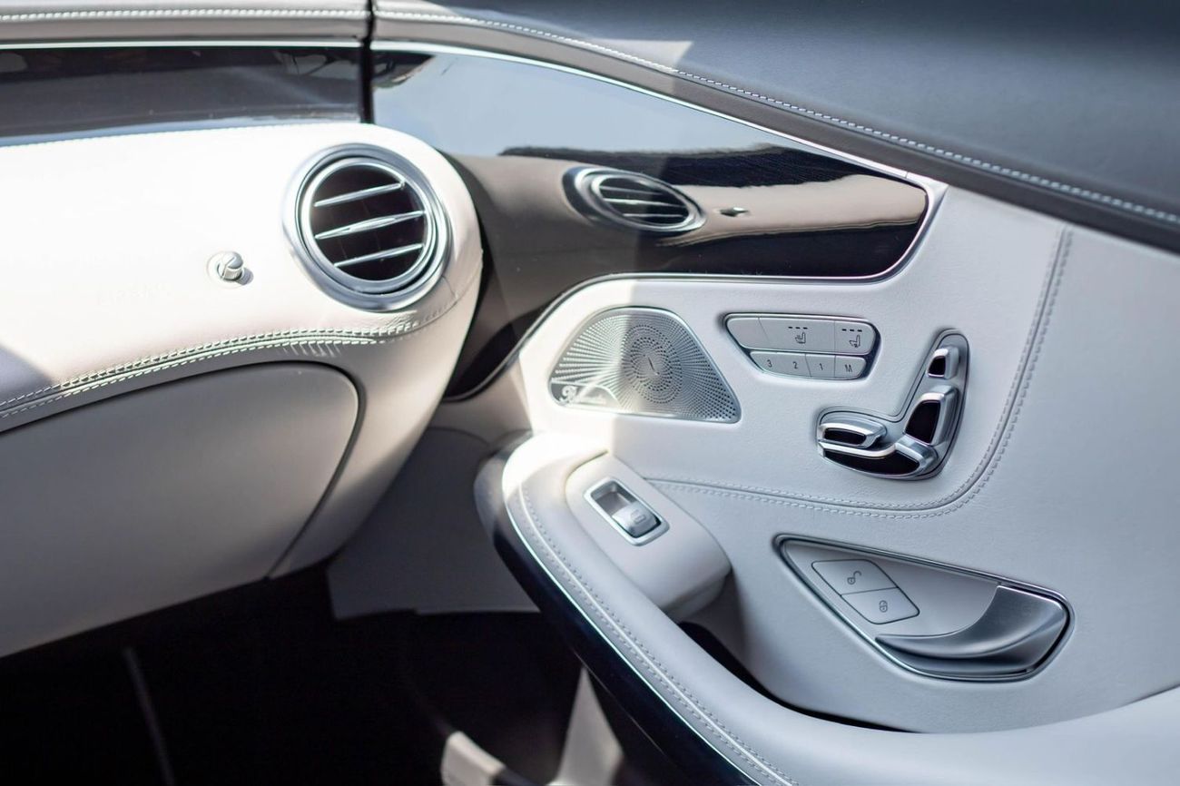 Mercedes-Benz S 63 AMG Coupe Mercedes-Benz S-Class S 63 4Matic