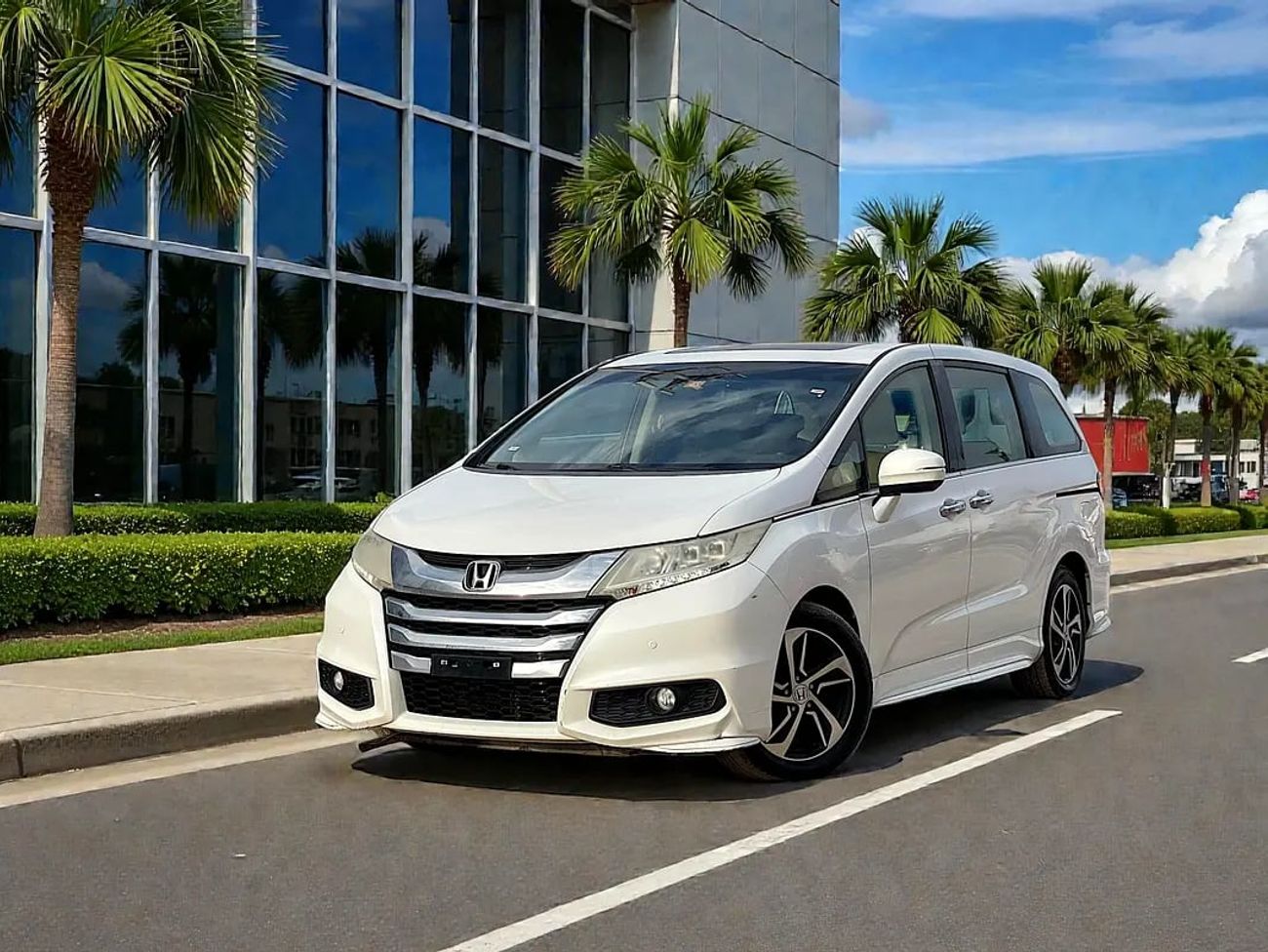 هوندا أوديسي Touring 3.5L (248 HP) 1206 PM | | | TOURING | VIP-7-SEATS | 3.5L V6 | | GCC | WELL MAINTAINED