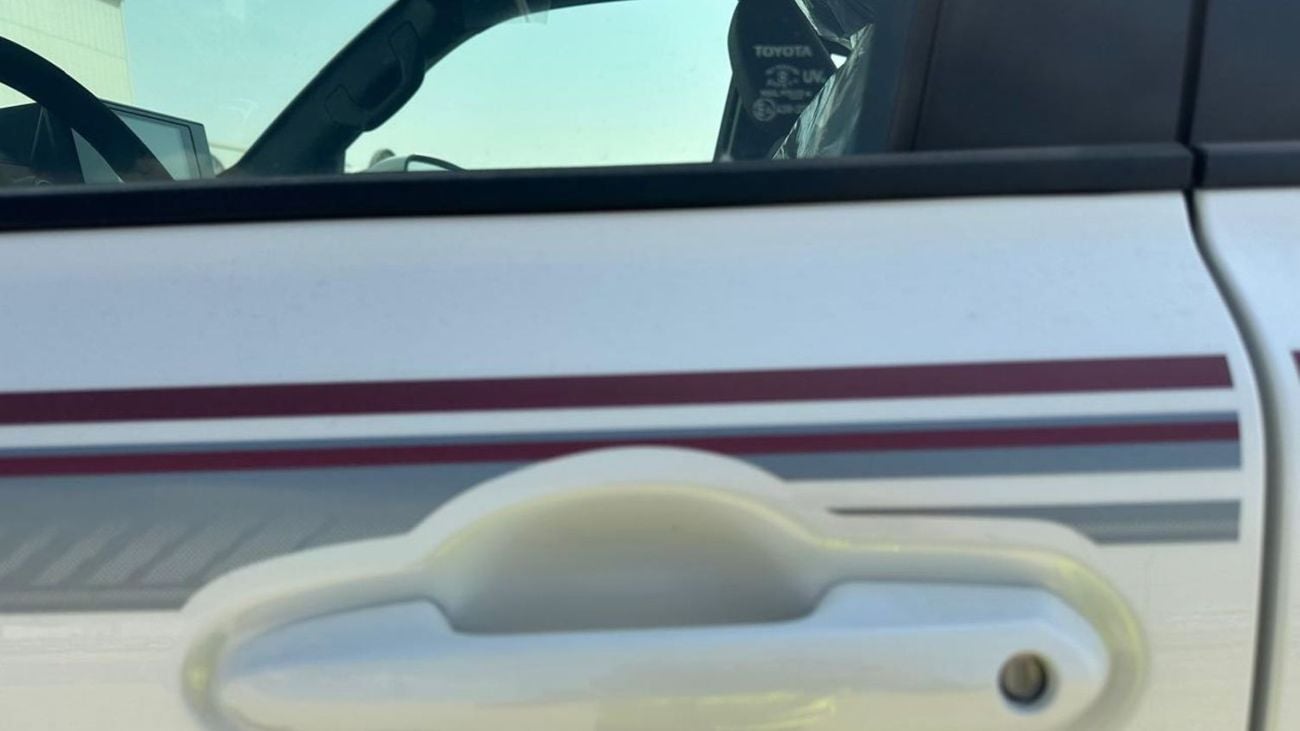 تويوتا لاند كروزر GX-R . 3.5L . Petrol . V6 . 4WD . 7 Seater . 4 Door