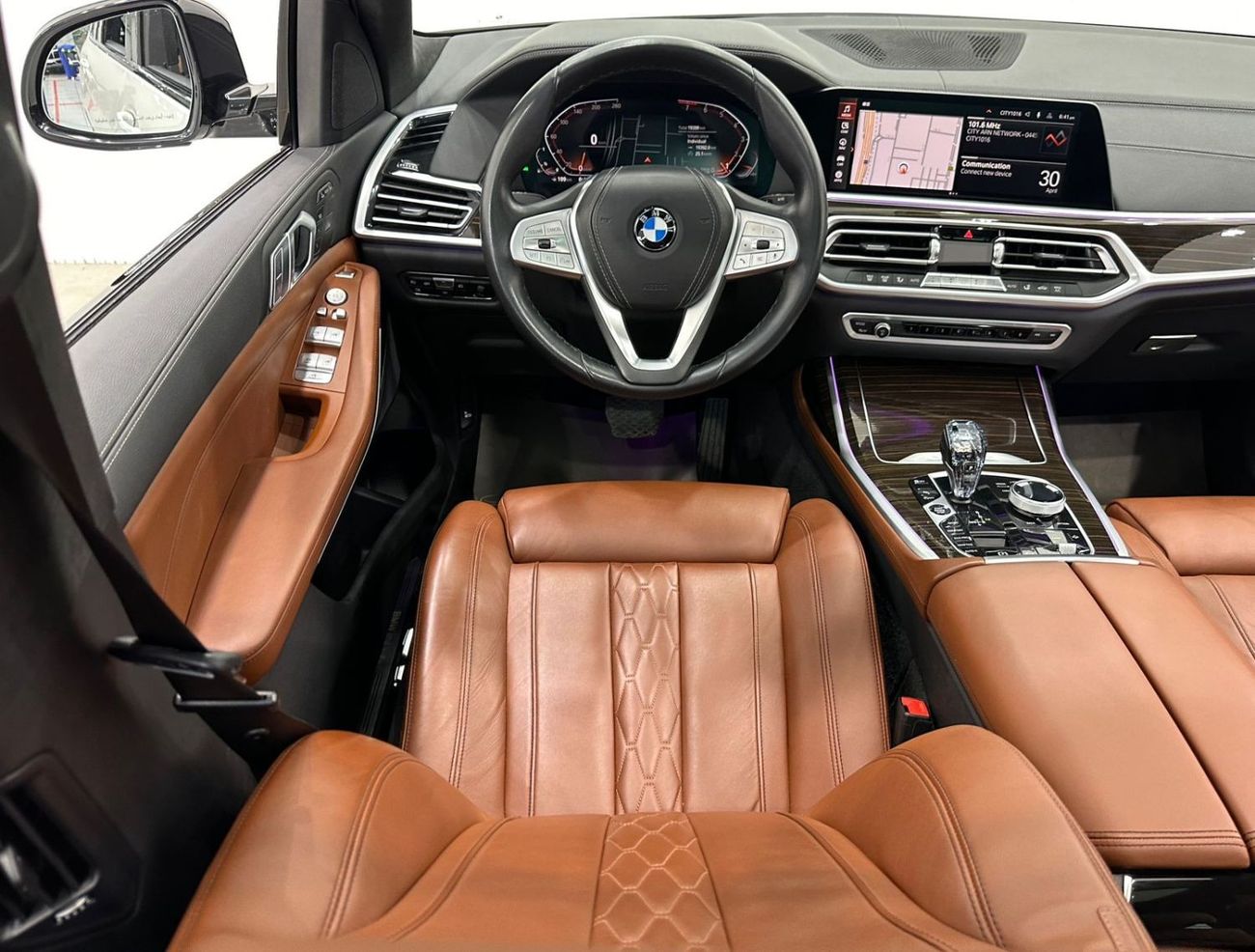 BMW X7 2022 BMW X7 xDrive40i Individual, Dec 2026 BMW Warranty + Service Pack, Low Kms, GCC