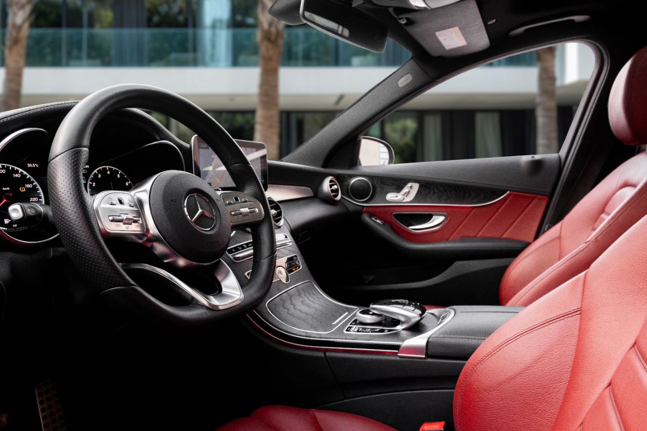 مرسيدس بنز C 200 C200 AMG | 2,155 P.M | 0% Downpayment | Sedan!