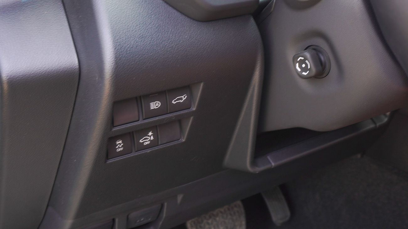 Toyota Land Cruiser GR SPORT 3.5L V6 Oman Specs