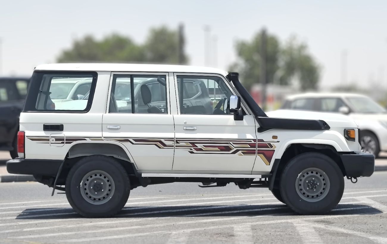 Toyota Land Cruiser 70 LC76 | 4.5L V8 DIESEL | M/T | SNORKEL | 2024MY