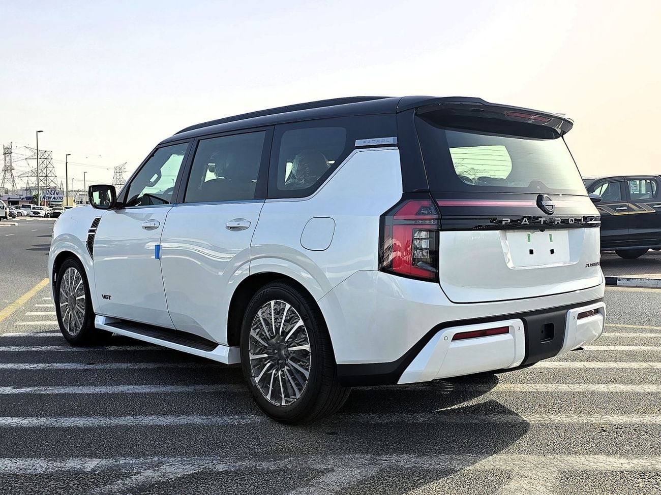 Nissan Patrol Nissan Patrol LE Platinum City 3.5l Twin turbo petrol A/T 4WD SUV White  Color Inside Tan GCC 2026 M