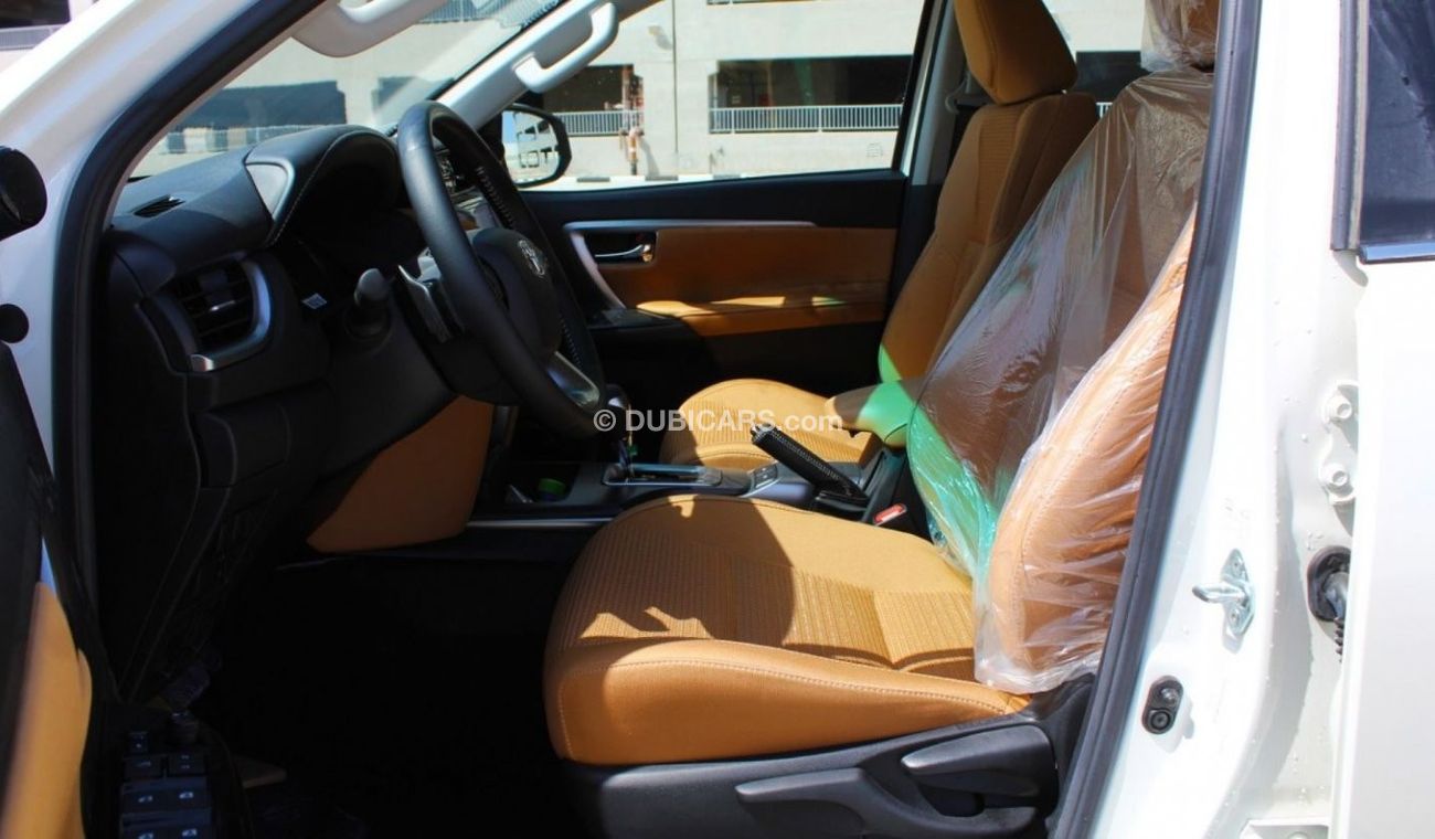 Toyota Fortuner Технические особенности РАЗМЕРЫ Дx Шx В (мм) 4795 X 1855 X 1835 КОЛЕСНАЯ БАЗА (мм)2745 ДОРОЖНЫЙ ПРОС