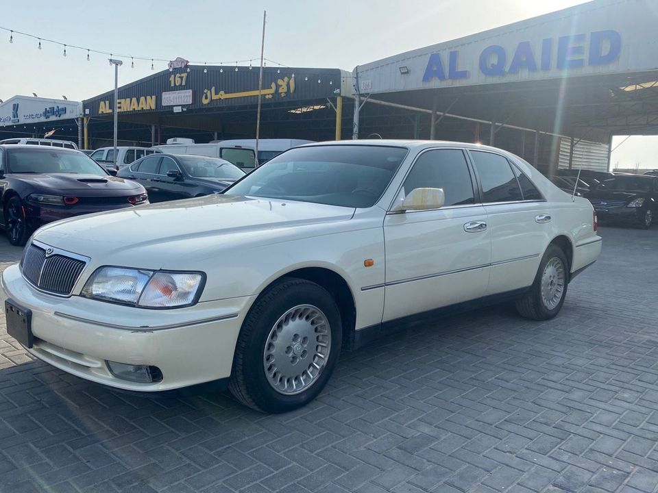 Used Infiniti Q40 1996 GCC model, 8 cylinder, automatic transmission