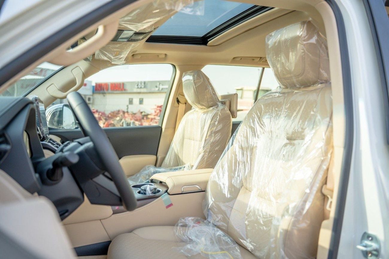تويوتا لاند كروزر Lc300 VX 4 0L petrol engine 2025 LHD white  with beige interior