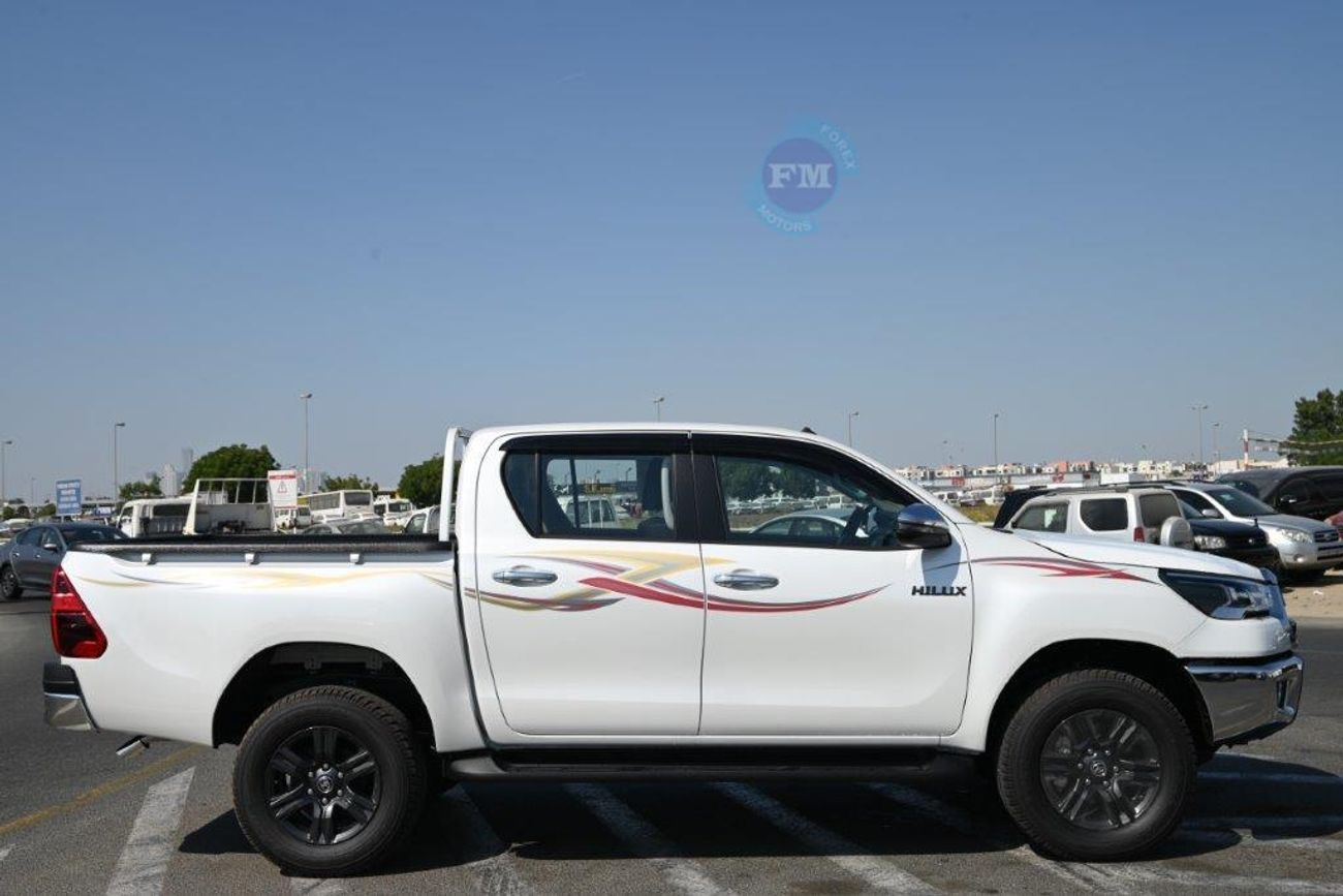 تويوتا هيلوكس Double Cab SR5 2.7L Petrol 4WD Automatic