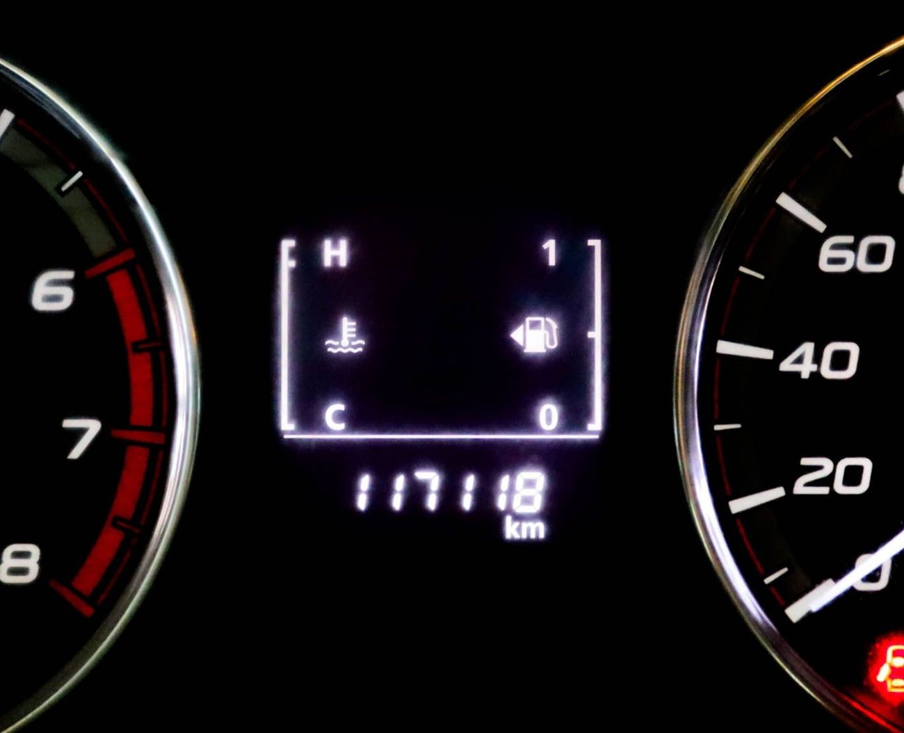 Mitsubishi L200 Mitsubishi L200 2.4 L 2019 GCC four wheel accident free in excellent condition 961 P.M