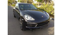 Porsche Cayenne S 2012 LOW MILEAGE ONE YEAR WARRANTY