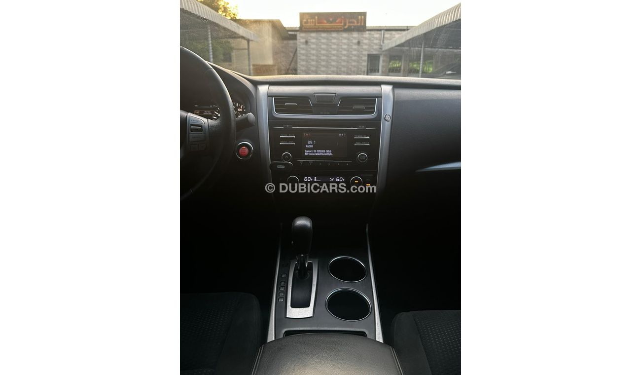 Nissan Altima SV