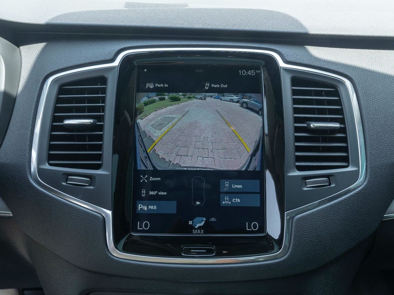 Volvo XC90 AED 2,988 PM • XC90 B5 • ONLY 15,000 KMS • OFFICAL VOLVO WARRANTY AND SERVICE CONTRACT