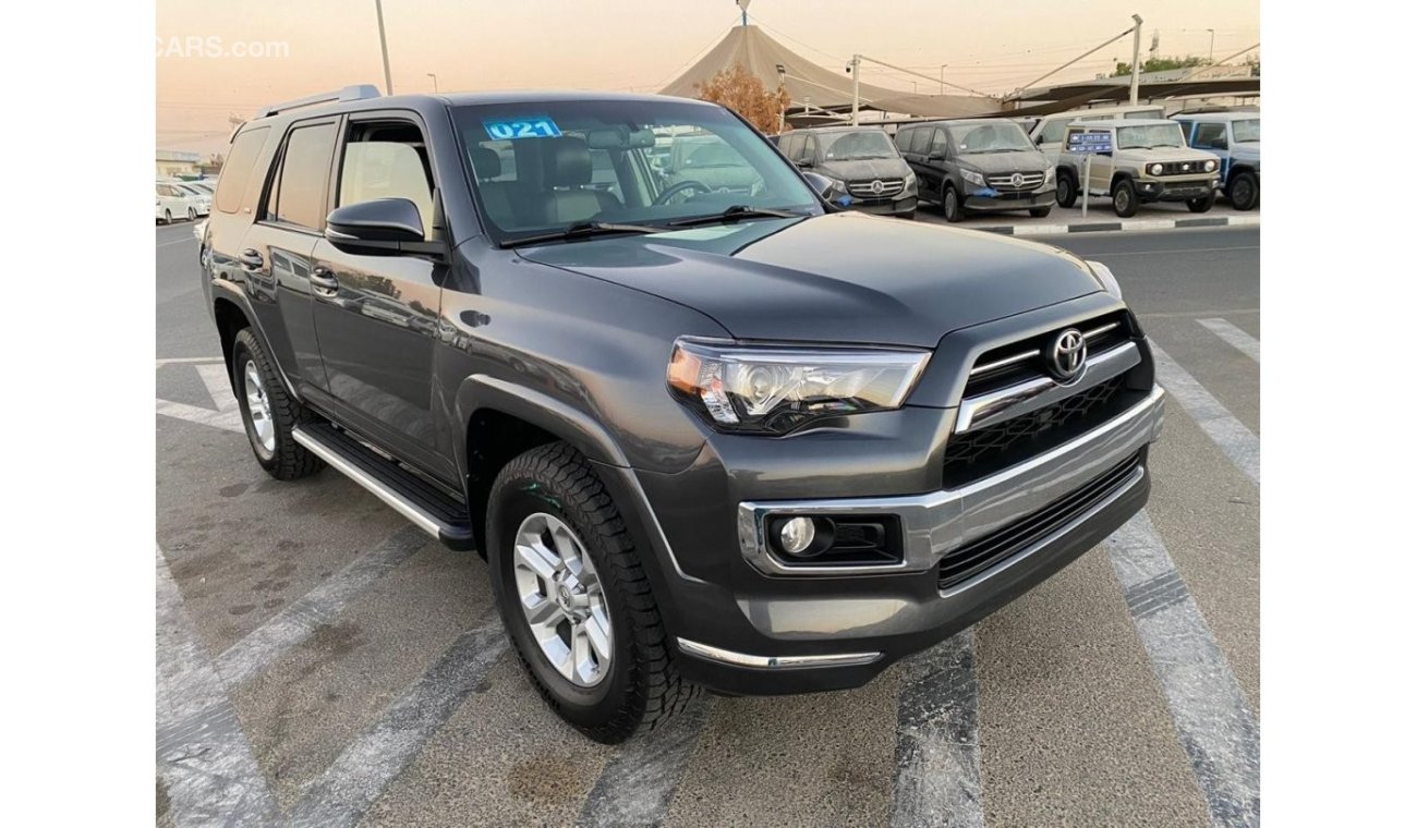 Toyota 4Runner 2017 TOYOTA 4-RUNNER /SR5 / MID OPTION