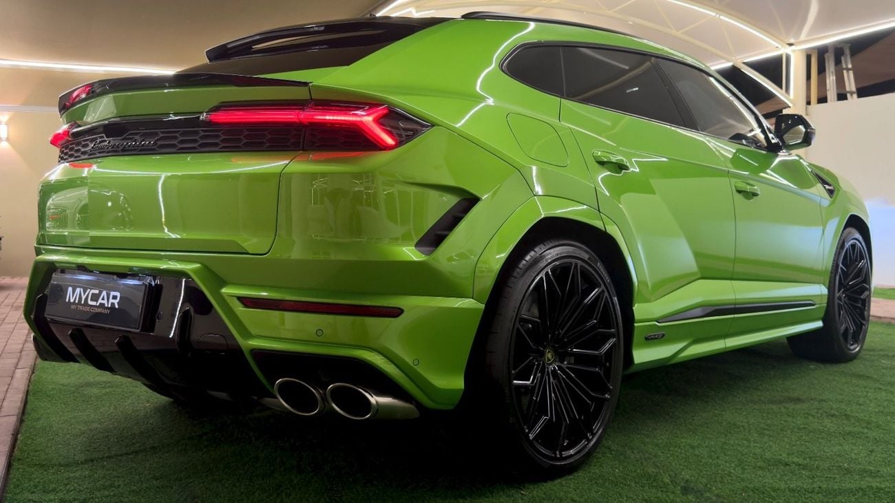 Lamborghini Urus MYCAR DUBAI-LAMBORGINI SE 2026- NEW 0 KM-CARBON-TV-3D BANG&OLUFSEN-HIGHWAY PAC-WARRANTY- FULL OPTION