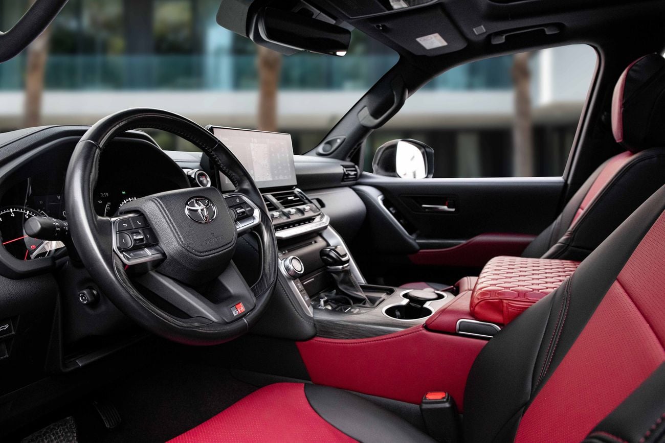 Toyota Land Cruiser Land Cruiser GR | 5,425 P.M | 0% Downpayment | Toyota Warranty!