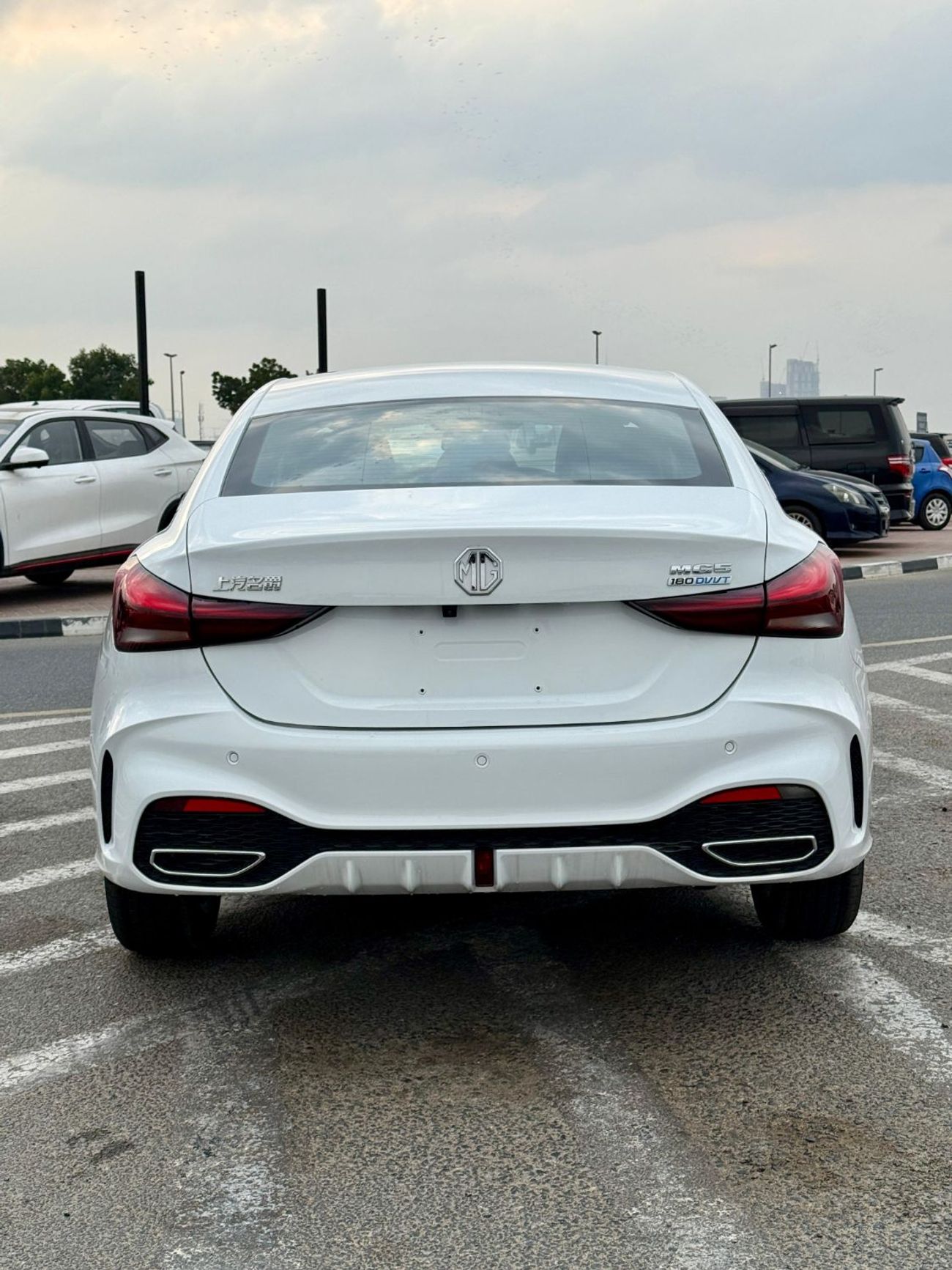 أم جي 5 MG5 - 1.5 - Luxury - 2025