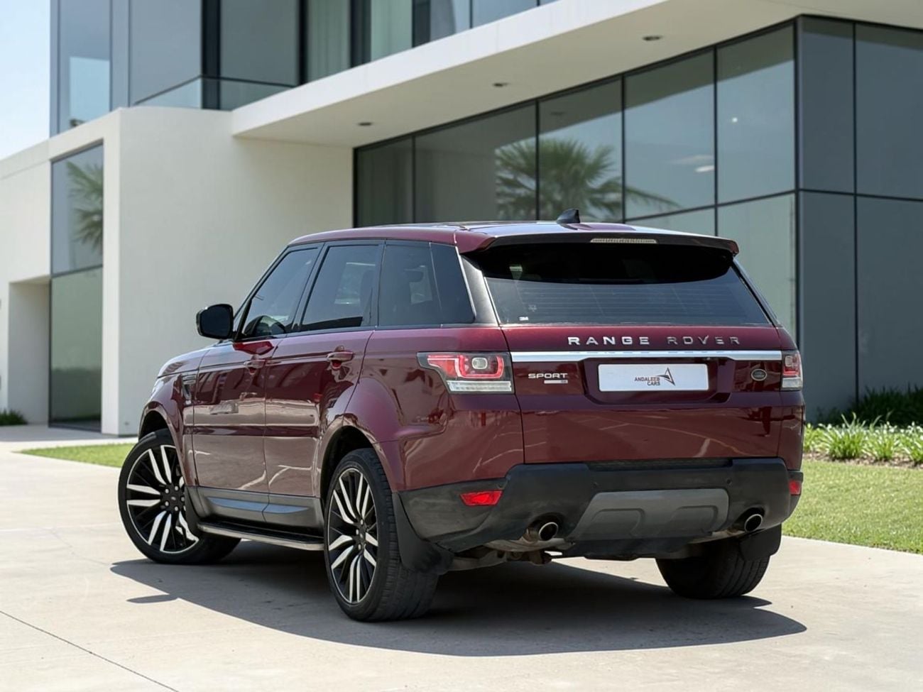 Land Rover Range Rover Sport SE 3.0L AED 2,340 P.M | 0% DOWN PAYMENT | RANGE ROVER SPORT SE | 2017 | 1ST OWNER | GCC SPECS