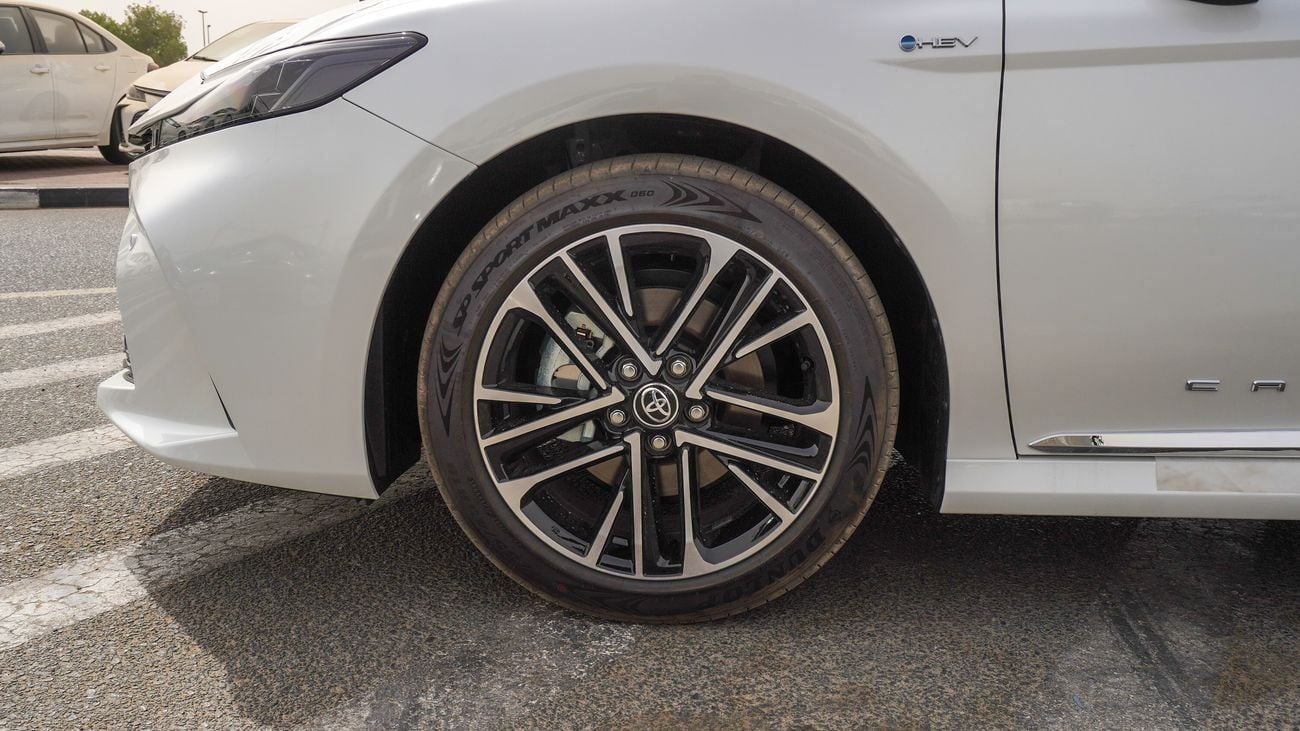 تويوتا كامري Lumiere 2.5L HEV Hybrid