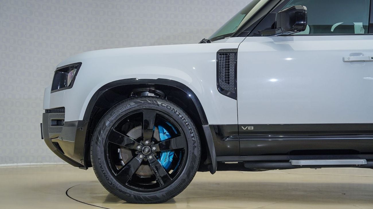 Land Rover Defender | AED 6,150 PM | Warranty Sept-2026 | GCC