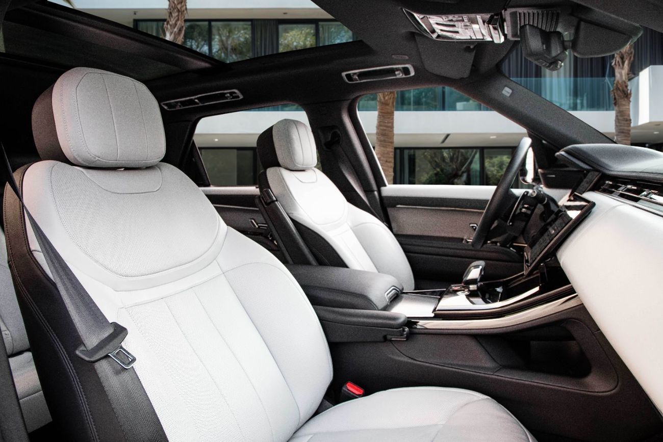 Land Rover Range Rover Sport SE Dynamic | 9,303 P.M | 0% Downpayment | Immaculate Condition!