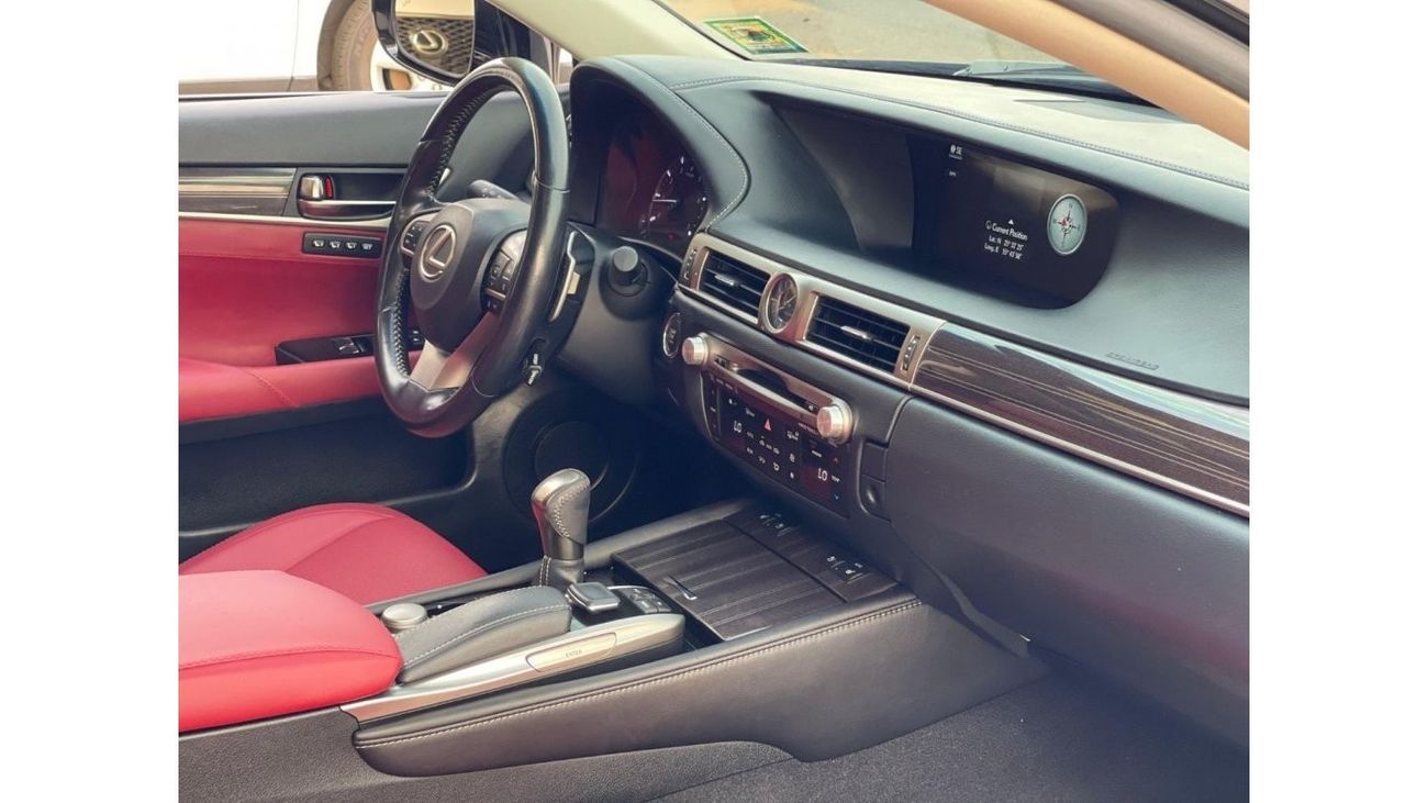 Lexus GS350 GS 350 / F-Sport Kit / 2016 / In Perfect Condtion