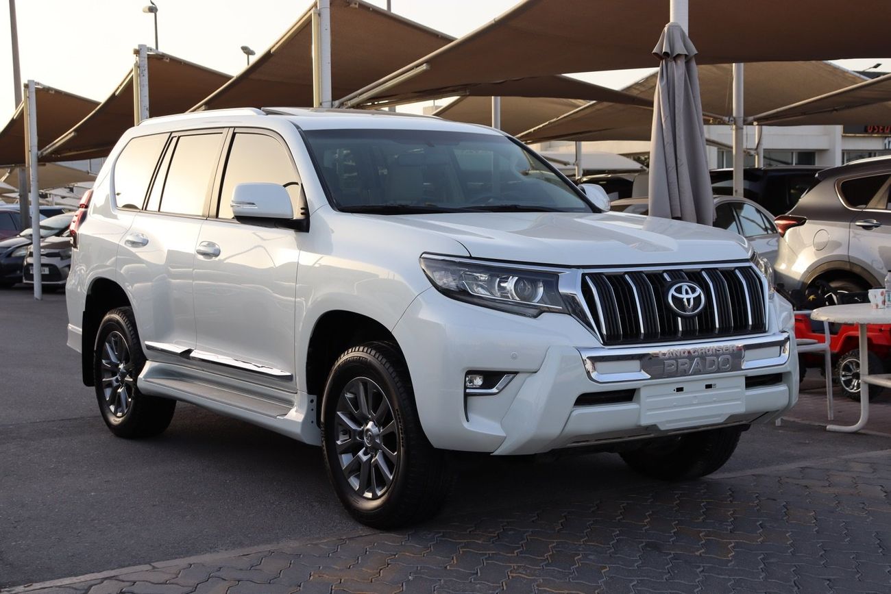 Toyota Prado VXR 4.0L AWD Toyota Prado VX.R / 2020 / V6 / GCC / Full Service History Available