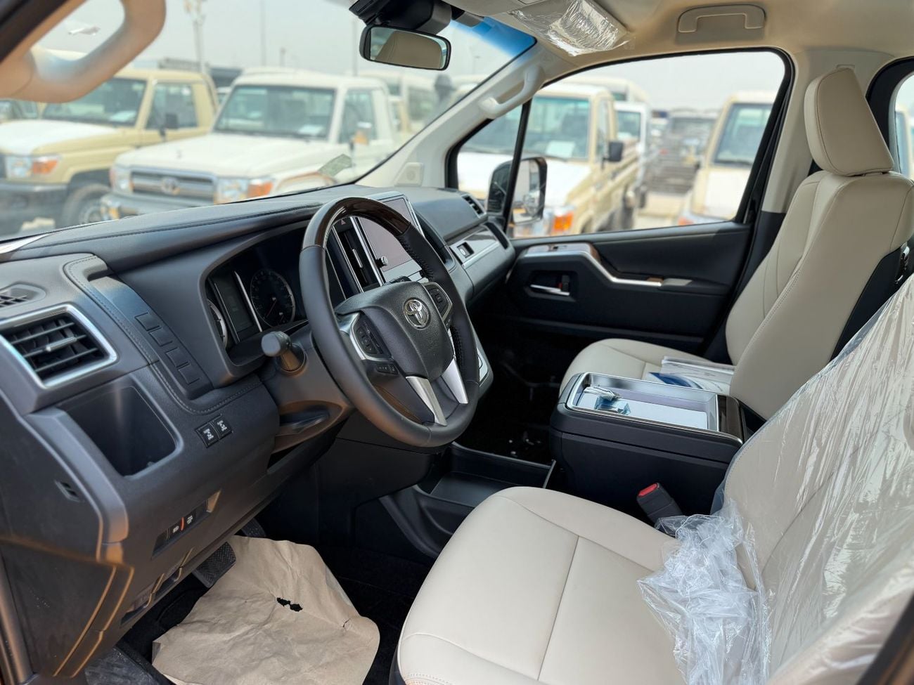 تويوتا جرافينا PREMIUM