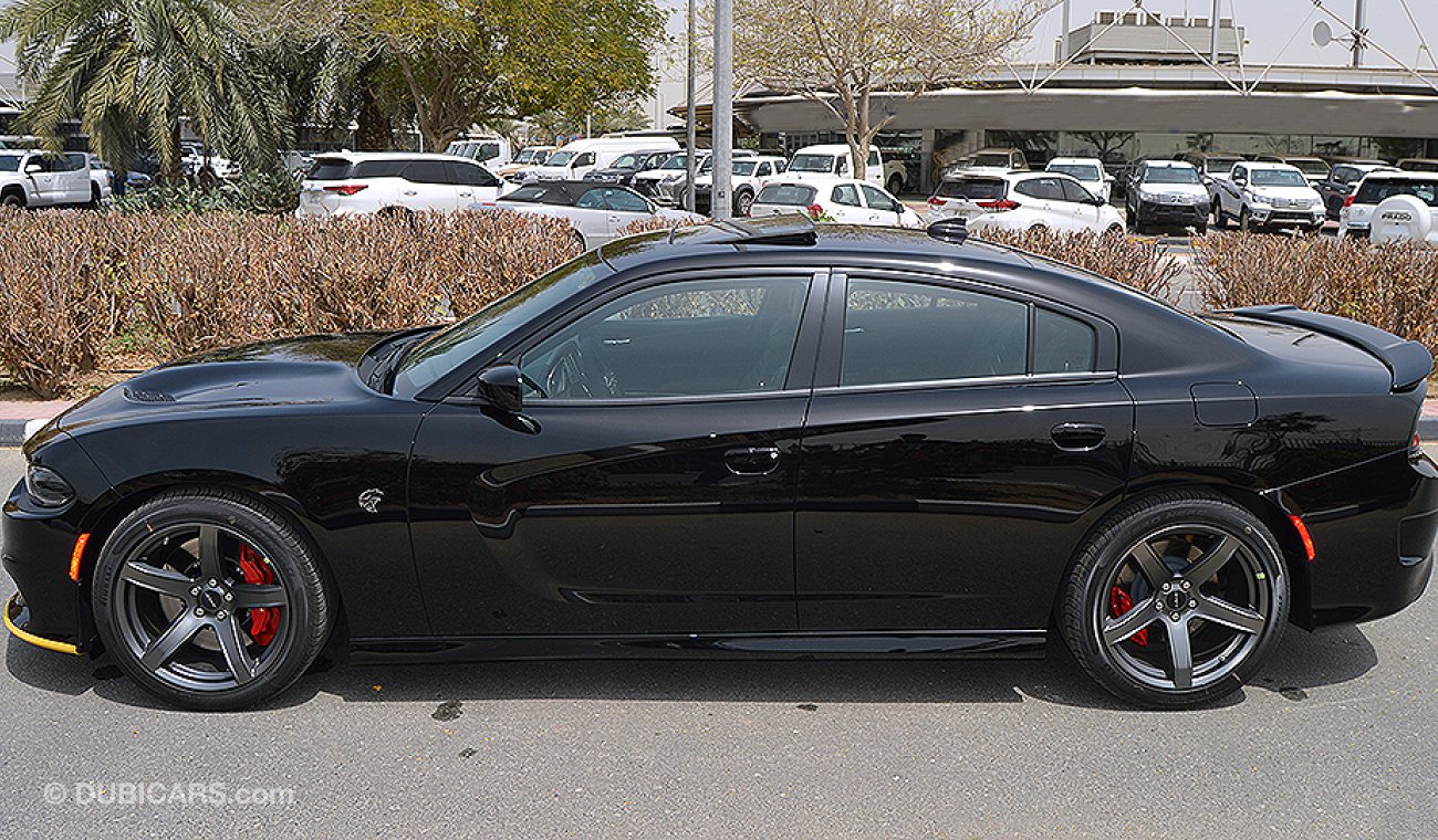 Dodge Charger Hellcat SRT 2019, 6.2 Supercharged HEMI, V8 707hp GCC, 0km w/ 3 Yrs or 100,000km Warranty