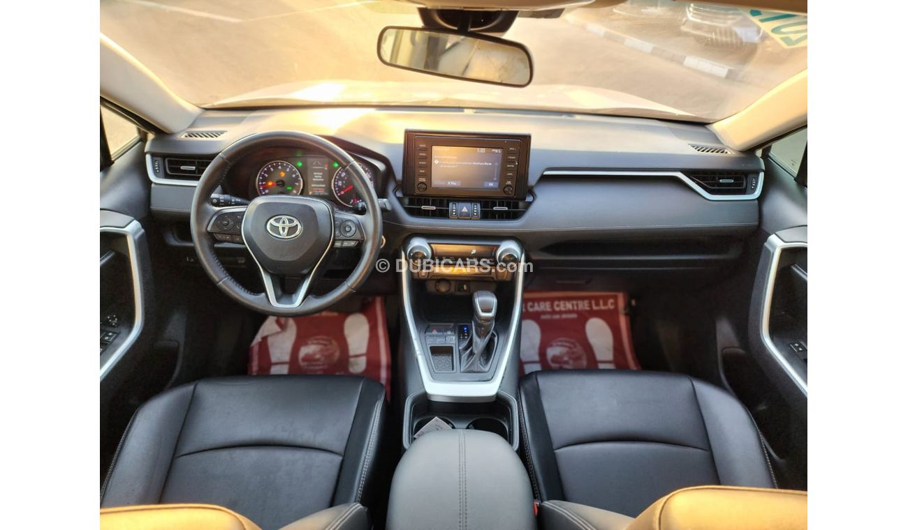 Toyota RAV4 TOYOTA RAV4 XLE FULL OPTIONS