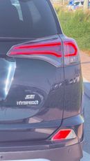 Toyota RAV4 RAV4 SE Hybrid Full option