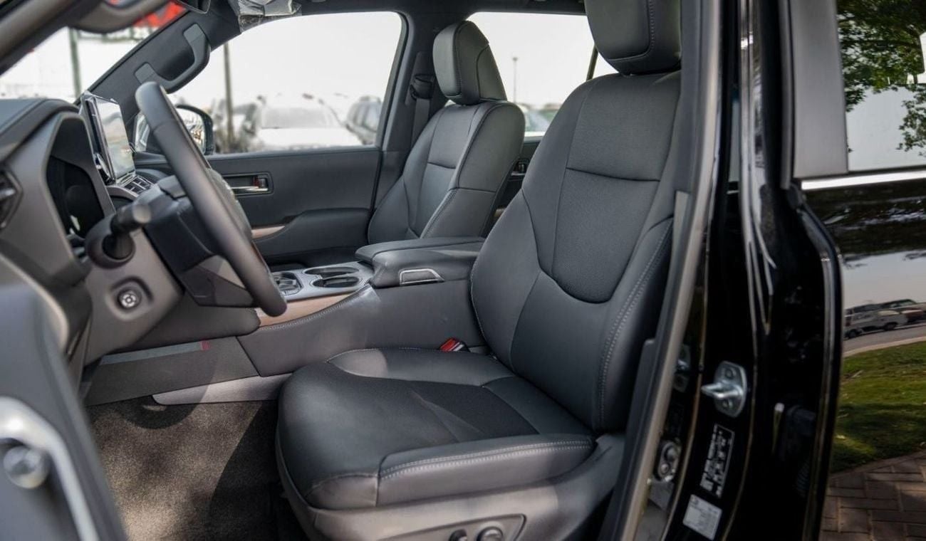 تويوتا لاند كروزر LC300 VX 3.3D AT MY2025 – BLACK