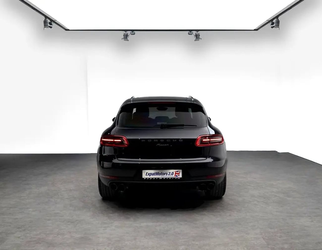 بورش ماكان Std 2.0L (252 HP)