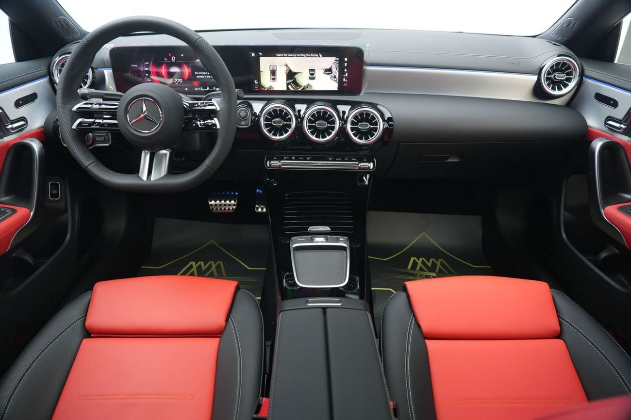 Mercedes-Benz CLA 200 