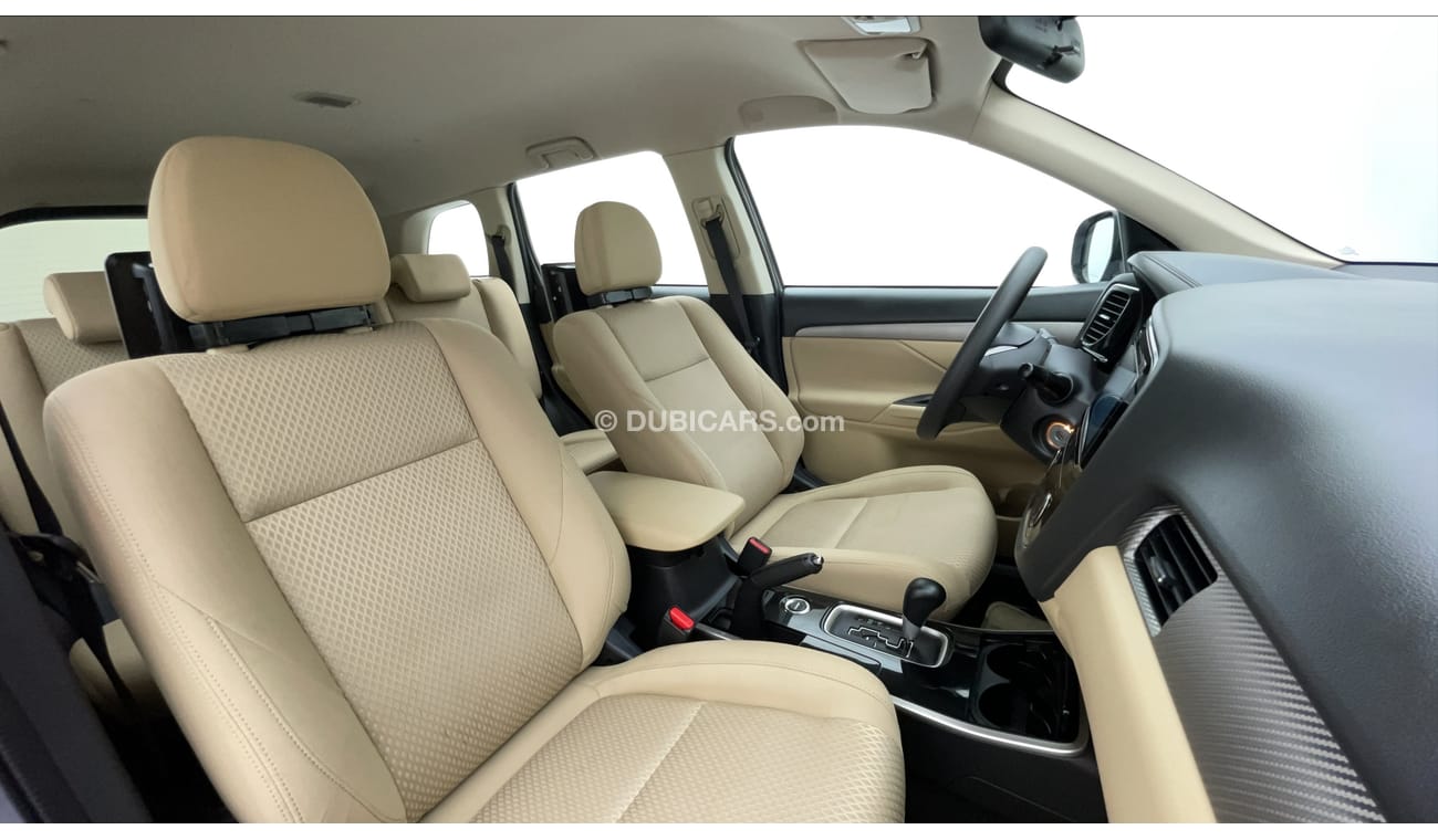 ميتسوبيشي آوتلاندر GLX 2.4 | بدون دفعة مقدمة | اختبار قيادة مجاني للمنزل