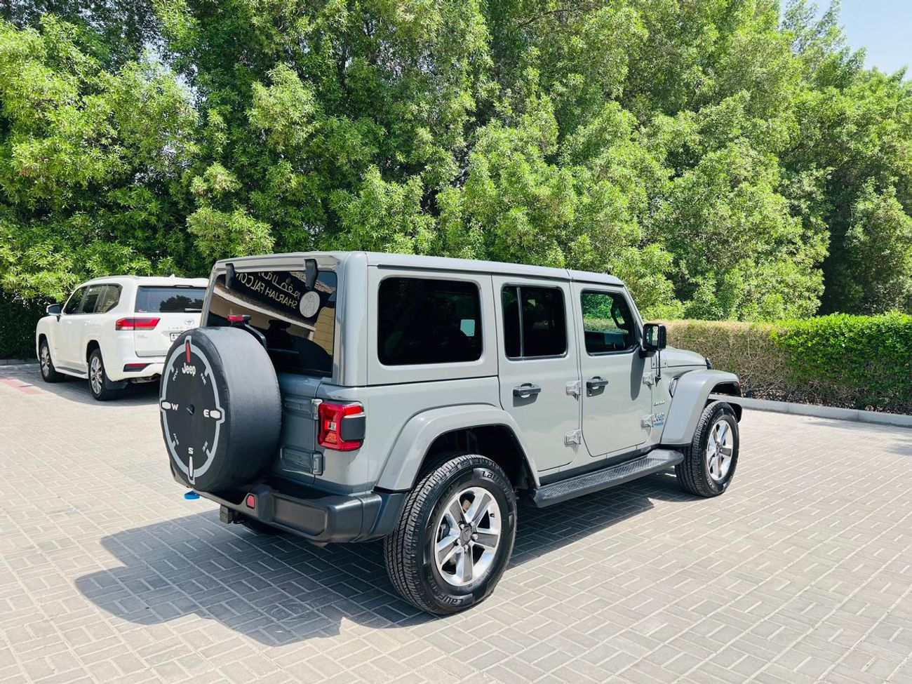 جيب واجونير SAHARA