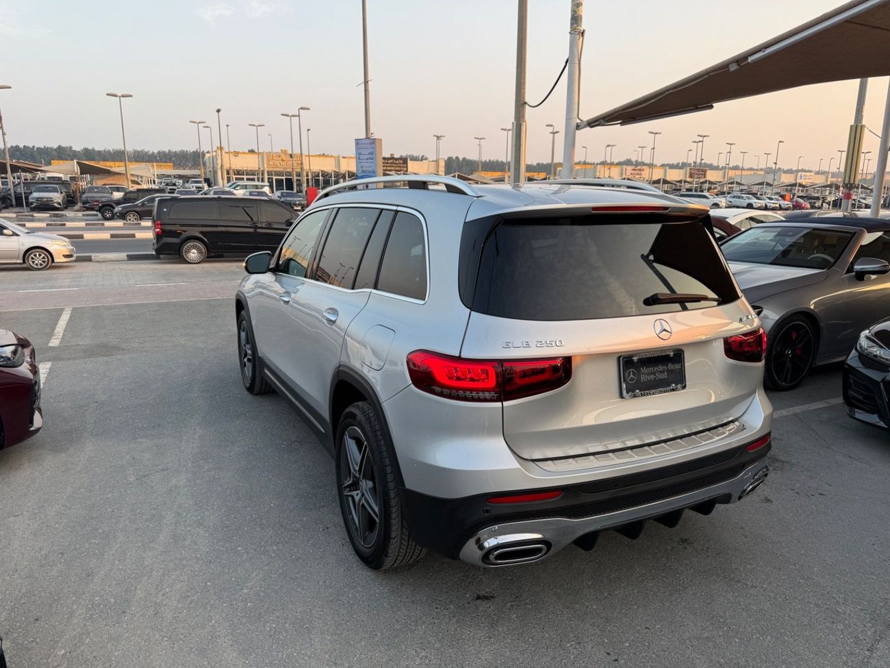 Mercedes-Benz GLB 250 Premium 2.0L (5 Seater)