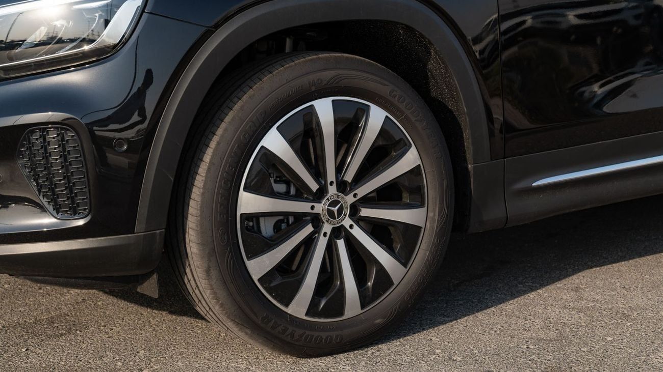 Mercedes-Benz GLB 220 2025 | MERCEDES GLB 220 FASHION [ EXPORT ONLY ]