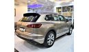 فولكس واجن طوارق ORIGINAL PAINT ( صبغ وكاله ) AGENCY WARRANTY & SERVICE! Volkswagen Touareg 2019 Model!! in Brown Col