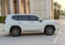 تويوتا لاند كروزر Toyota landcruise 2015Model GXR Top Full option Facelifted 2026 4.0L v6 petrol Engine Colour White p
