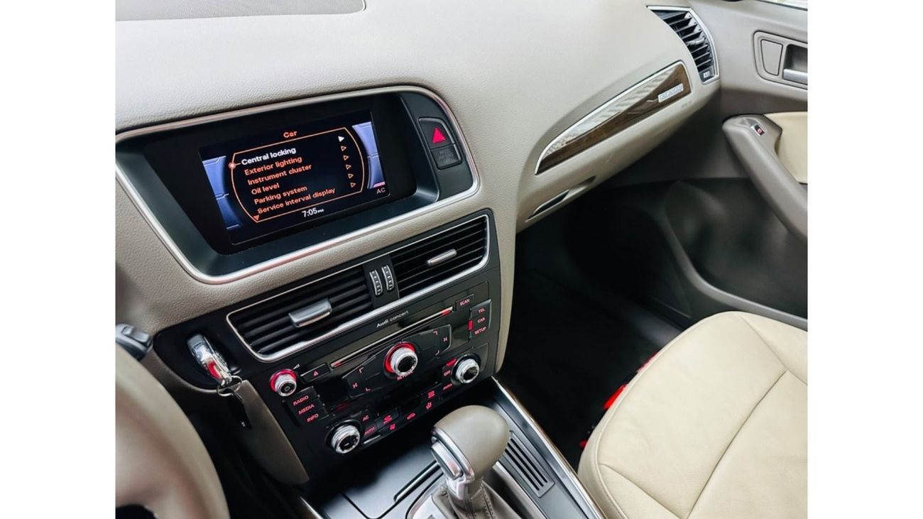 Audi Q5 Std GCC .. FSH .. Perfect Condition .. 4 Cyl