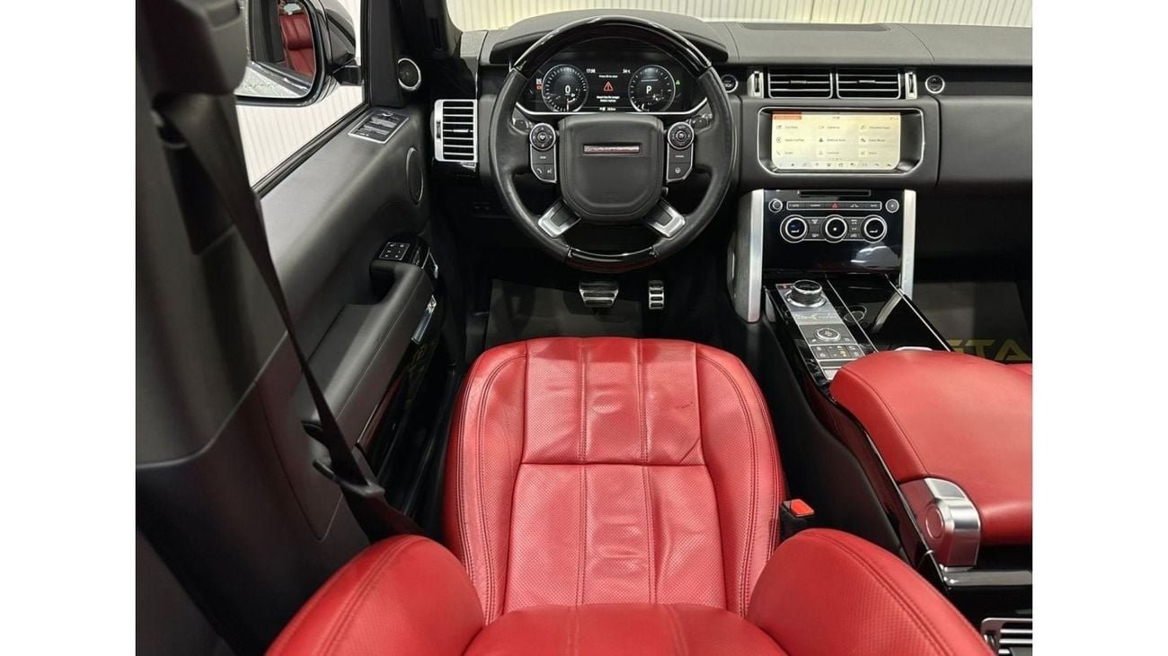 Land Rover Range Rover 2017 Range Rover Vogue SE Supercharged, Warranty, Service History, Fully Loaded, GCC