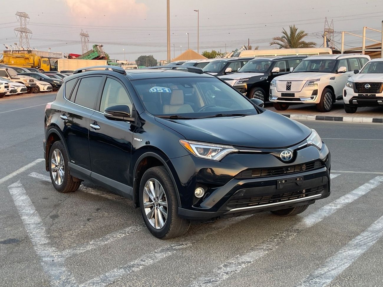 تويوتا راف ٤ 2017 TOYOTA RAV4 LIMITED HYBRID 4x4 360CAMERA FULL OPTIONS IMPORTED FROM USA