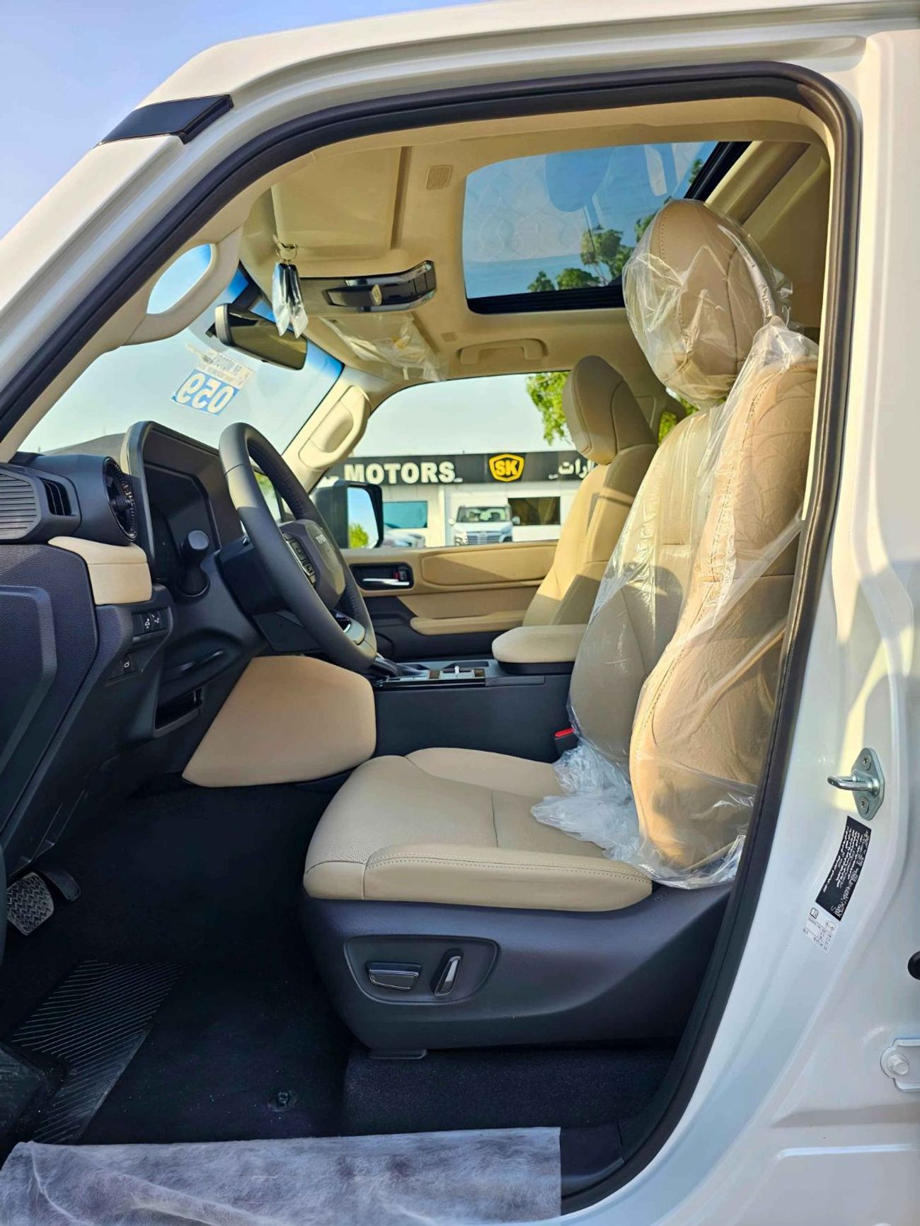 Toyota Prado ALL ROUNDER TURBO / 2.4T V4 PETROL / DRIVER PWR SEAT WITH LEATHER SEATS / FULL OPTION (CODE # P24AR)