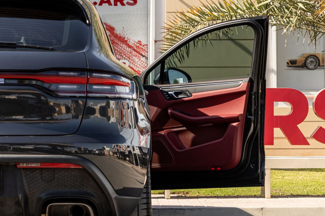 Porsche Macan Std 2.0L (260 HP)