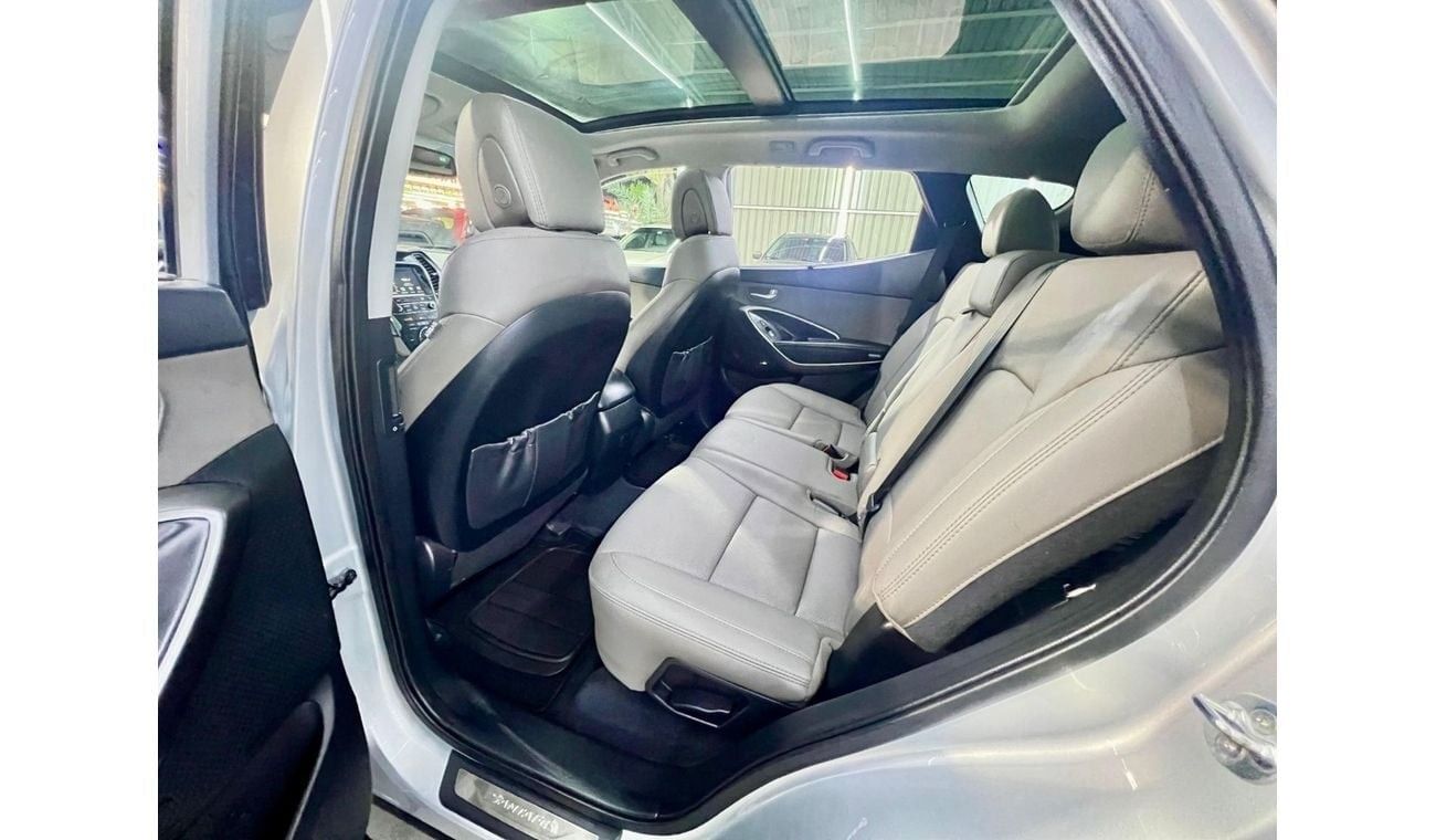 Hyundai Santa Fe Sport 2.0L Sport 2.0 warranty one year bank financie available 0 dawon payment